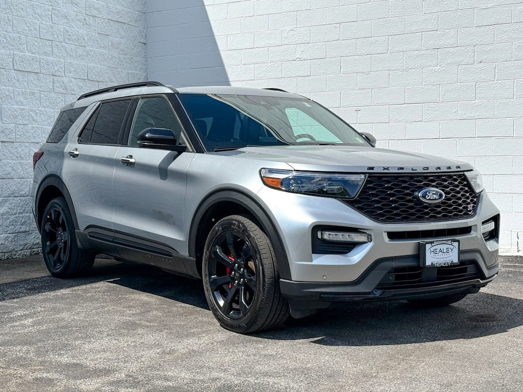 Used 2024 Ford Explorer ST SUV