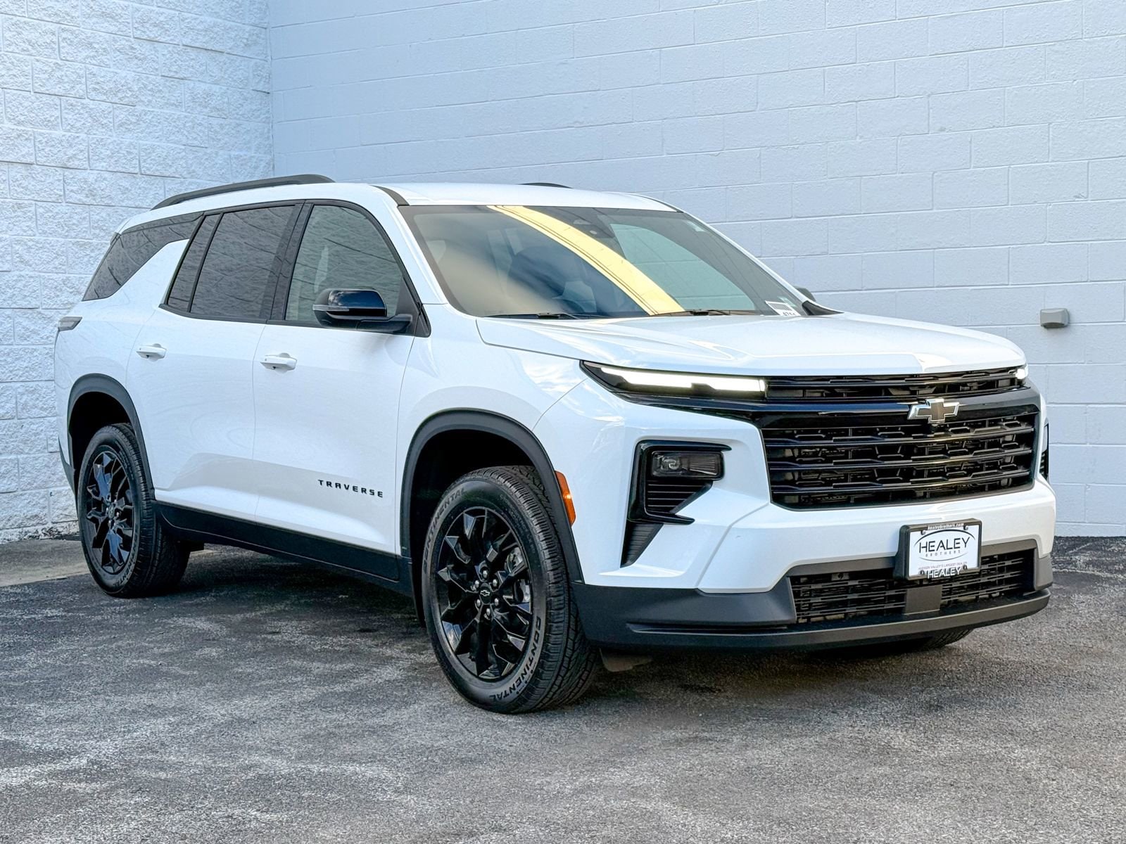 2026 Chevrolet Traverse LT's photo