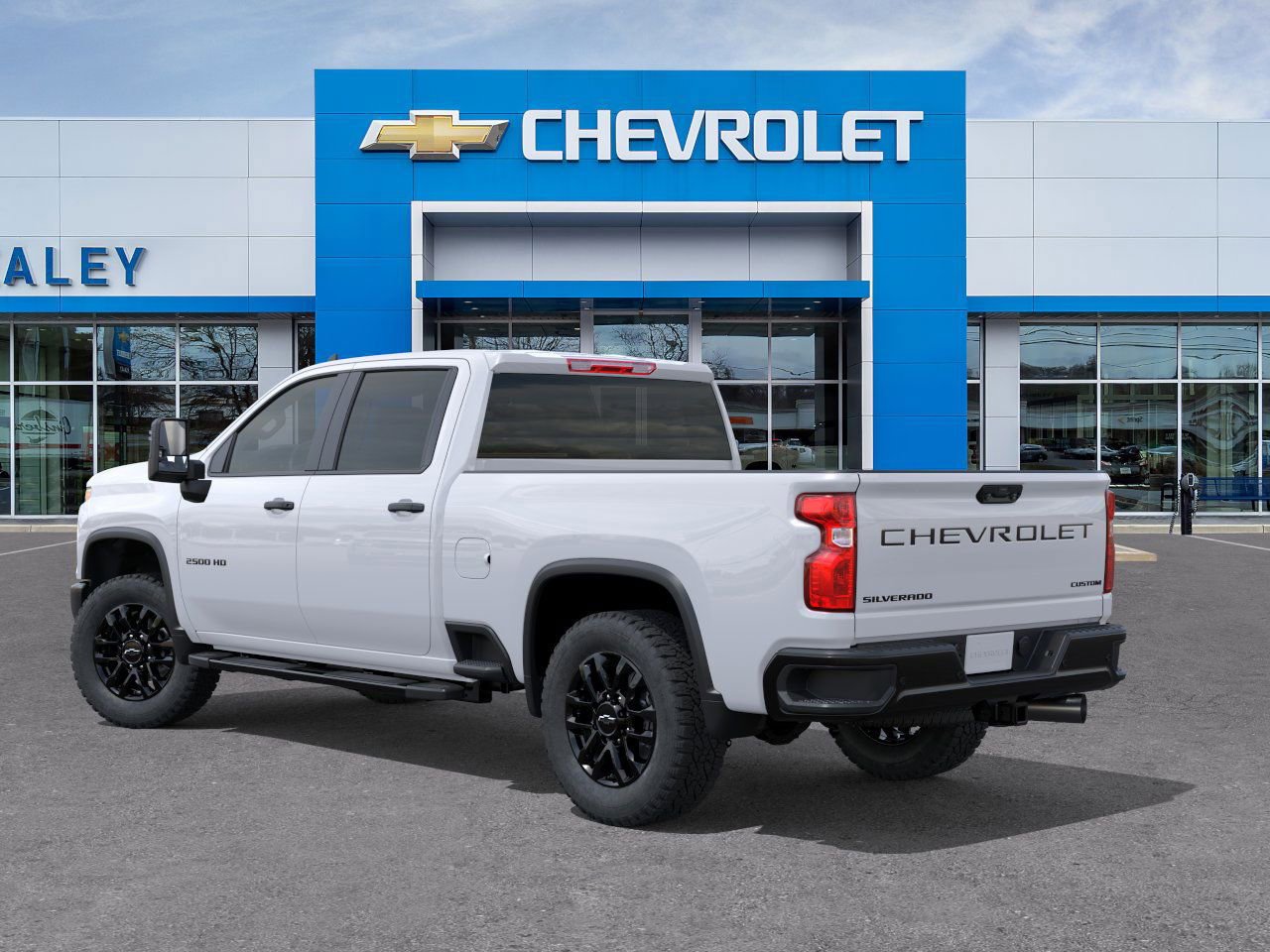 2026 Chevrolet Silverado 2500HD Custom photo 3