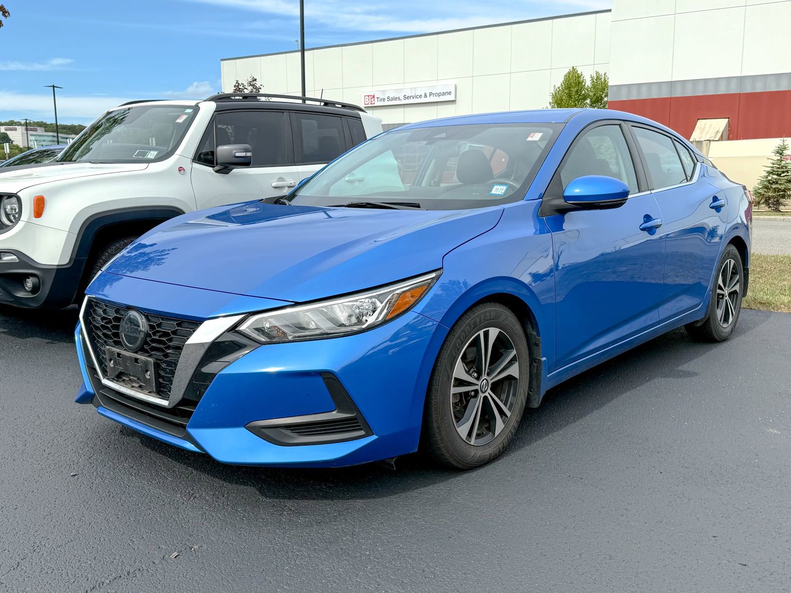 2020 Nissan Sentra SV photo 2