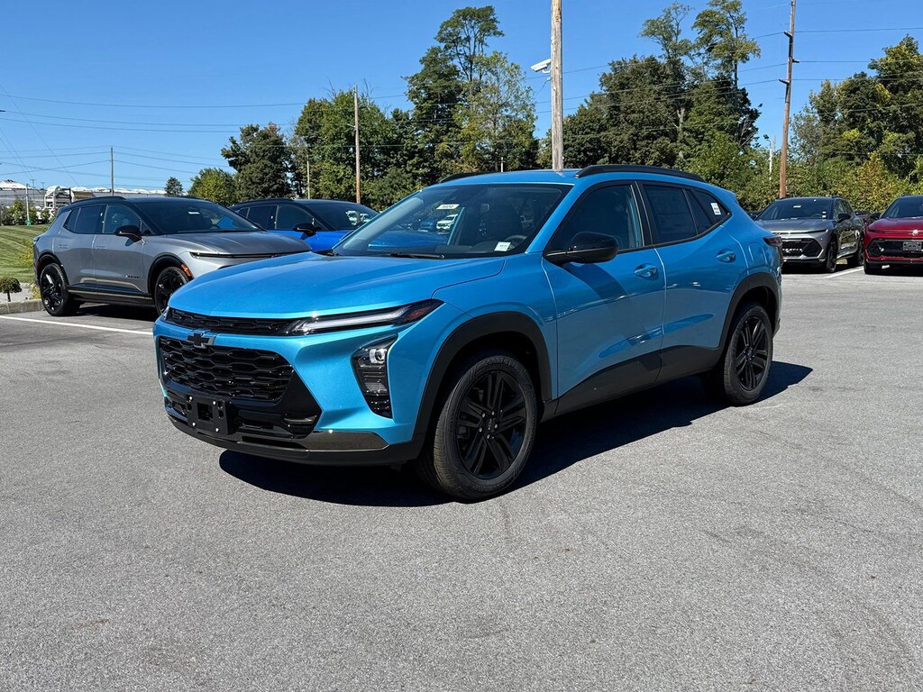 New 2025 Chevrolet Trax Activ SUV
