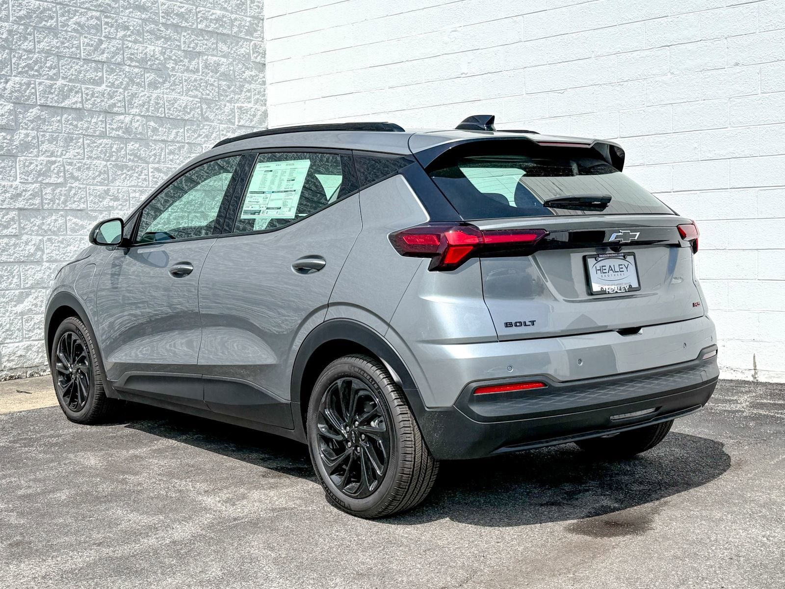 2027 Chevrolet Bolt RS - Photo 6