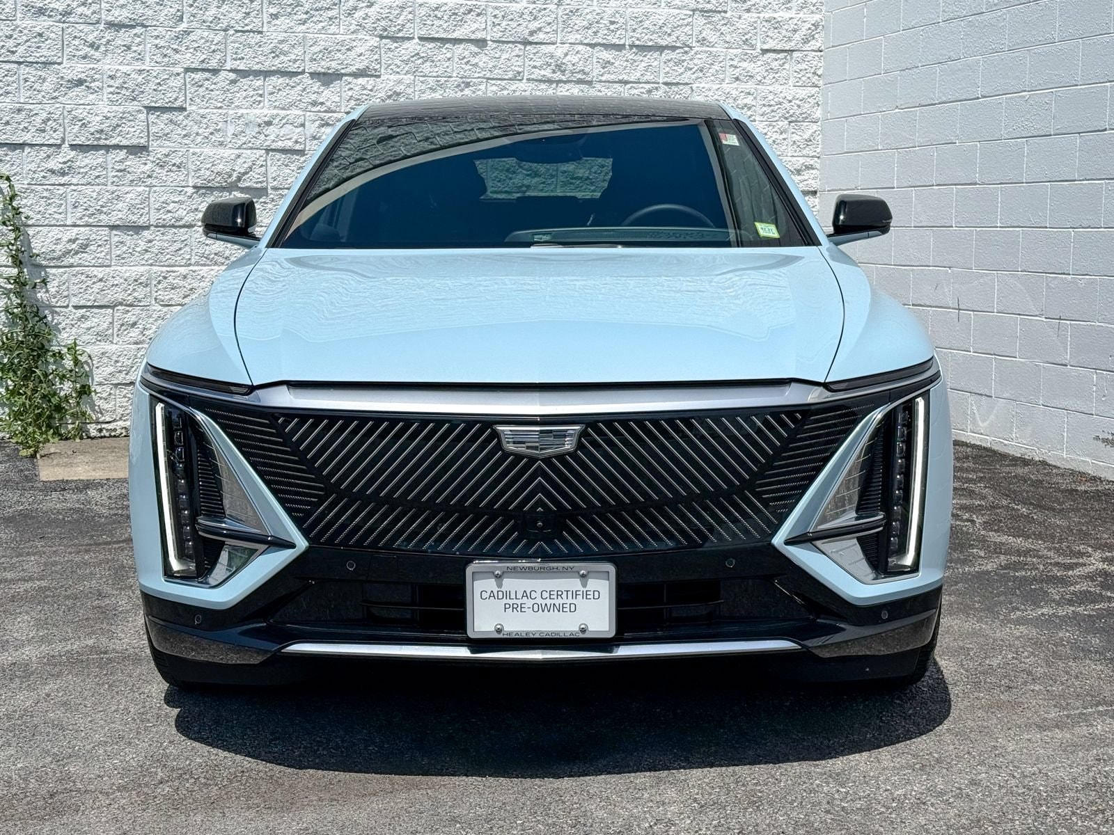 Used 2024 Cadillac LYRIQ Luxury 1 with VIN 1GYKPPRL1RZ120824 for sale in Poughkeepsie, NY