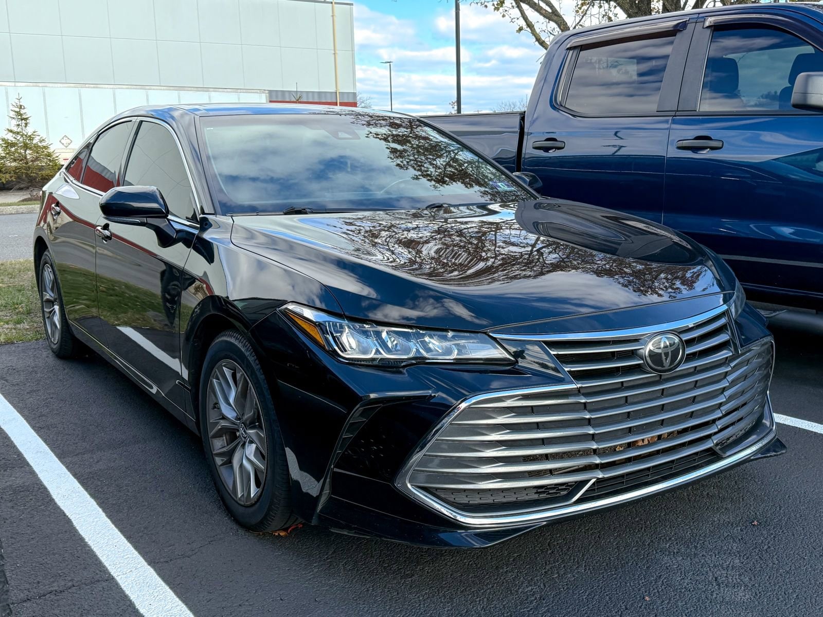 2019 Toyota Avalon XLE's photo