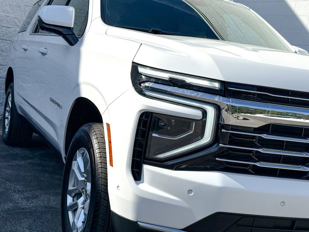Used 2025 Chevrolet Suburban LT SUV
