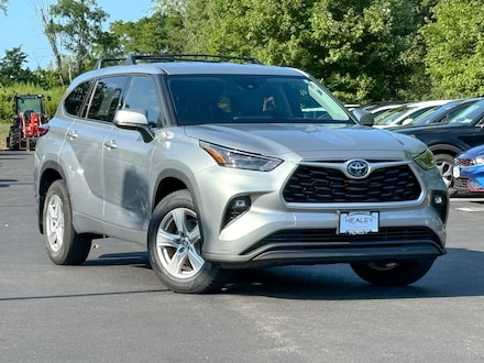 2022 Toyota Highlander Hybrid LE SUV