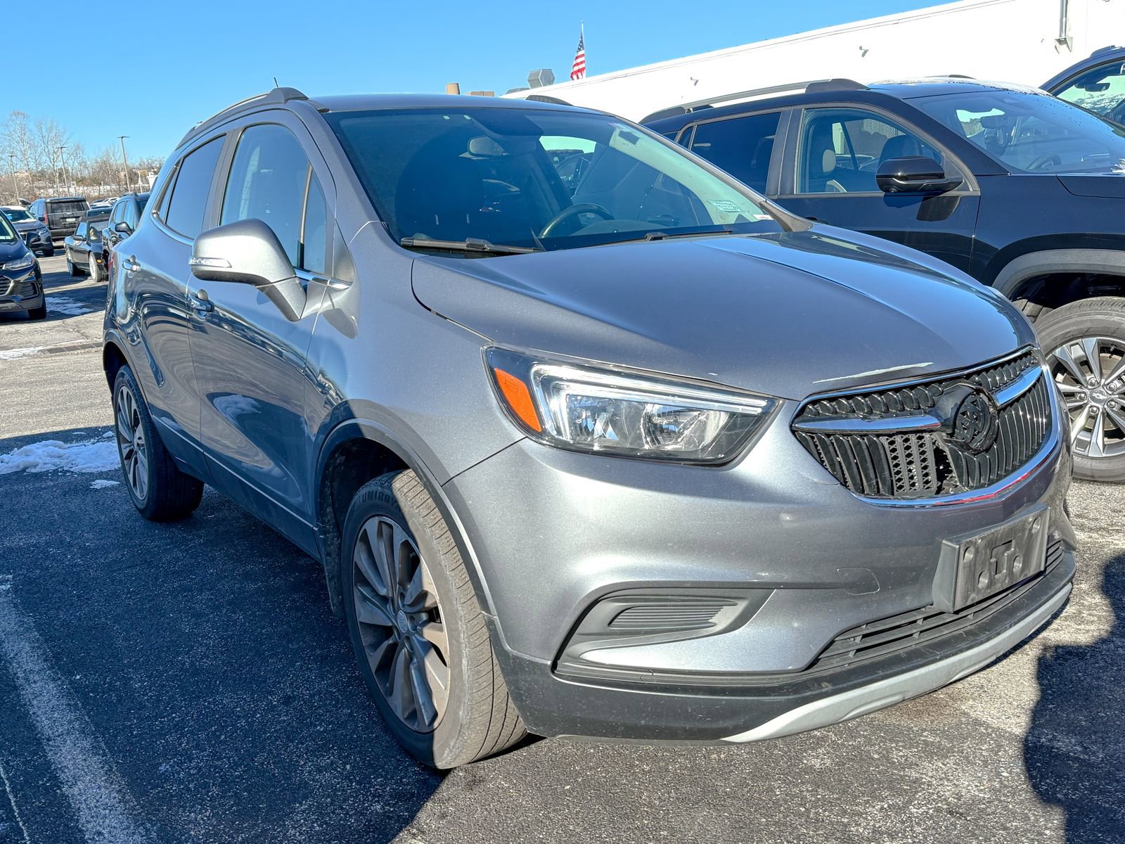 2019 Buick Encore Preferred's photo