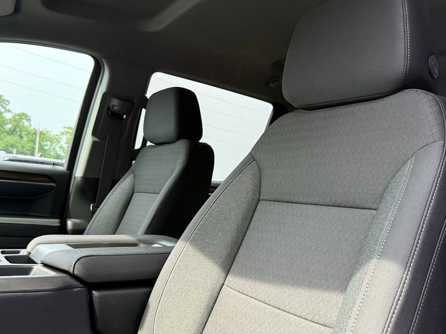 2025 Chevrolet Silverado 1500 RST photo 4