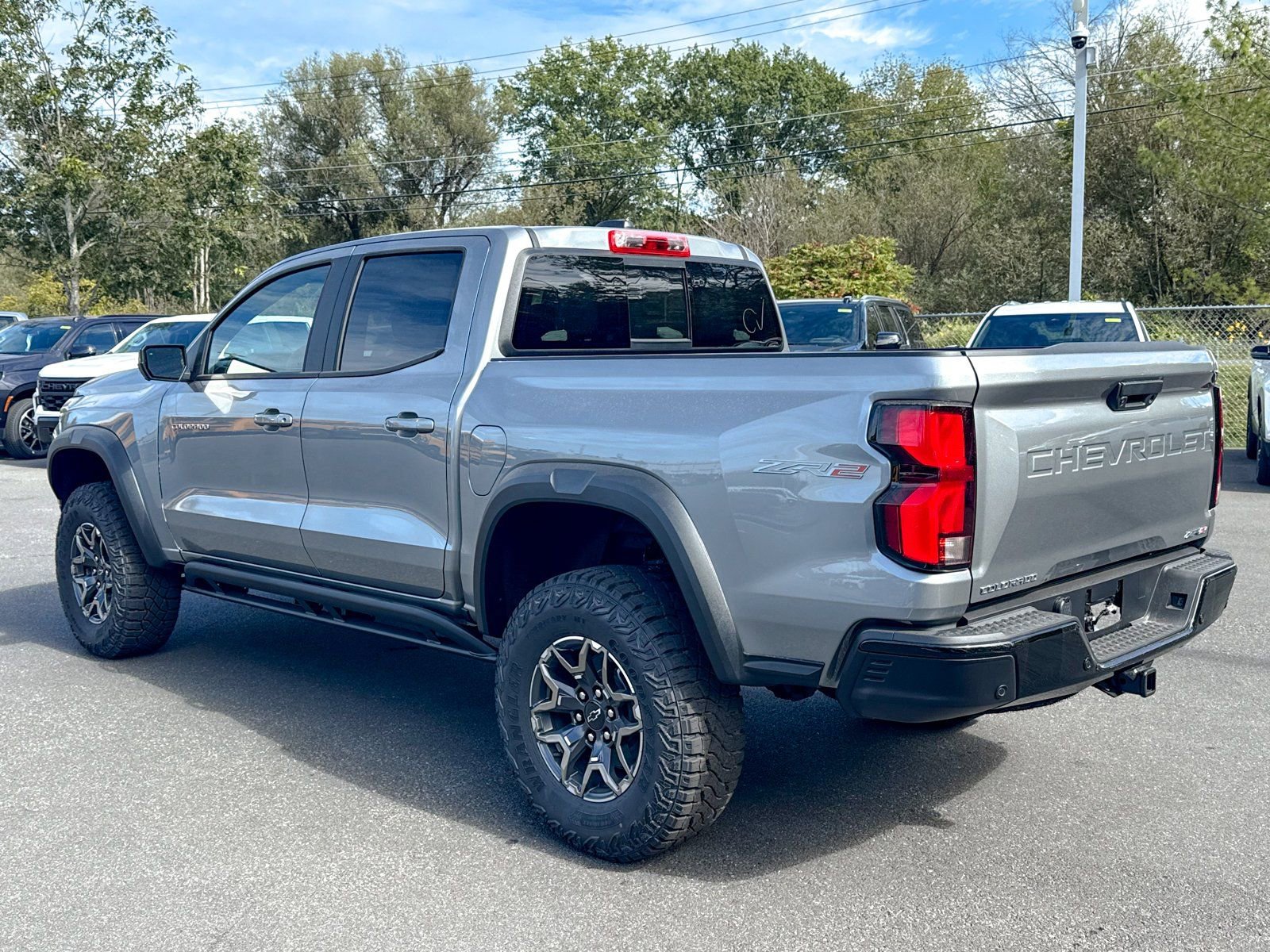 2026 Chevrolet Colorado ZR2 photo 2