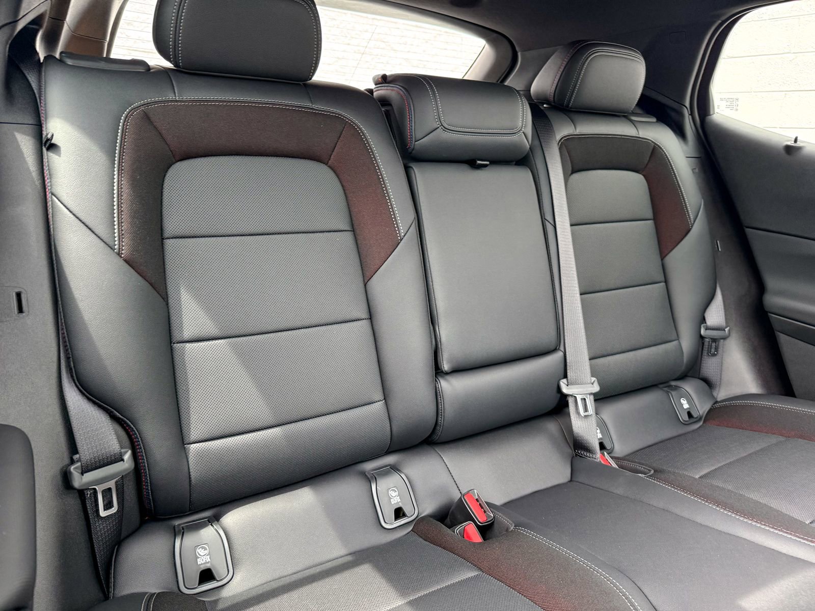 2025 Chevrolet Equinox EV RS - Photo 13