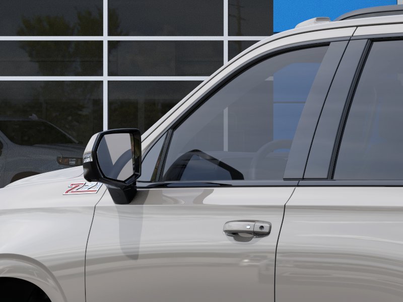 2027 Chevrolet Tahoe Z71 - Photo 12