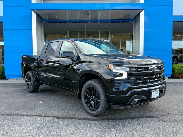 2025 Chevrolet Silverado 1500 Truck Crew Cab 