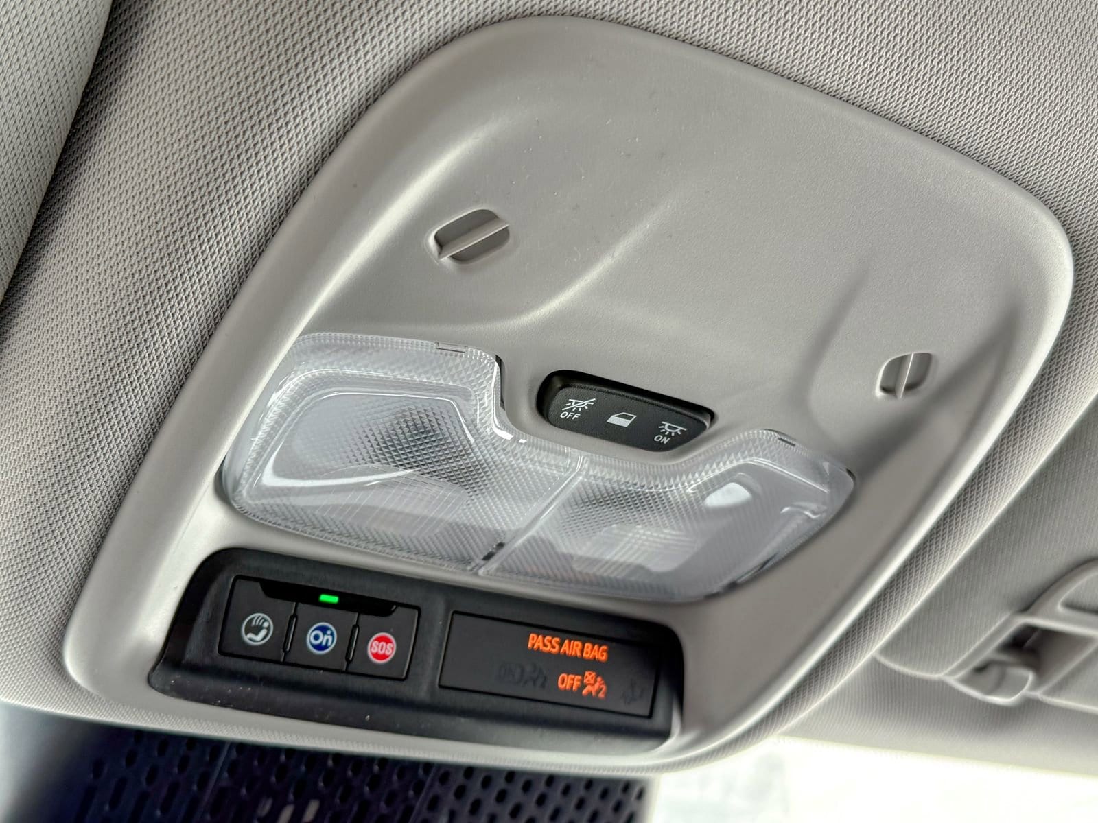2027 Chevrolet Bolt RS - Photo 29