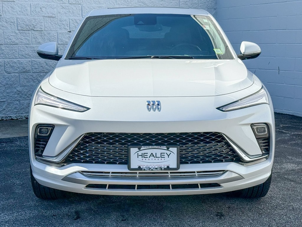 Used 2025 Buick Envista Avenir SUV
