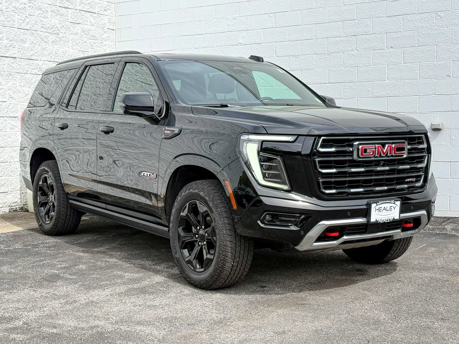 2025 GMC Yukon 4WD AT4's photo