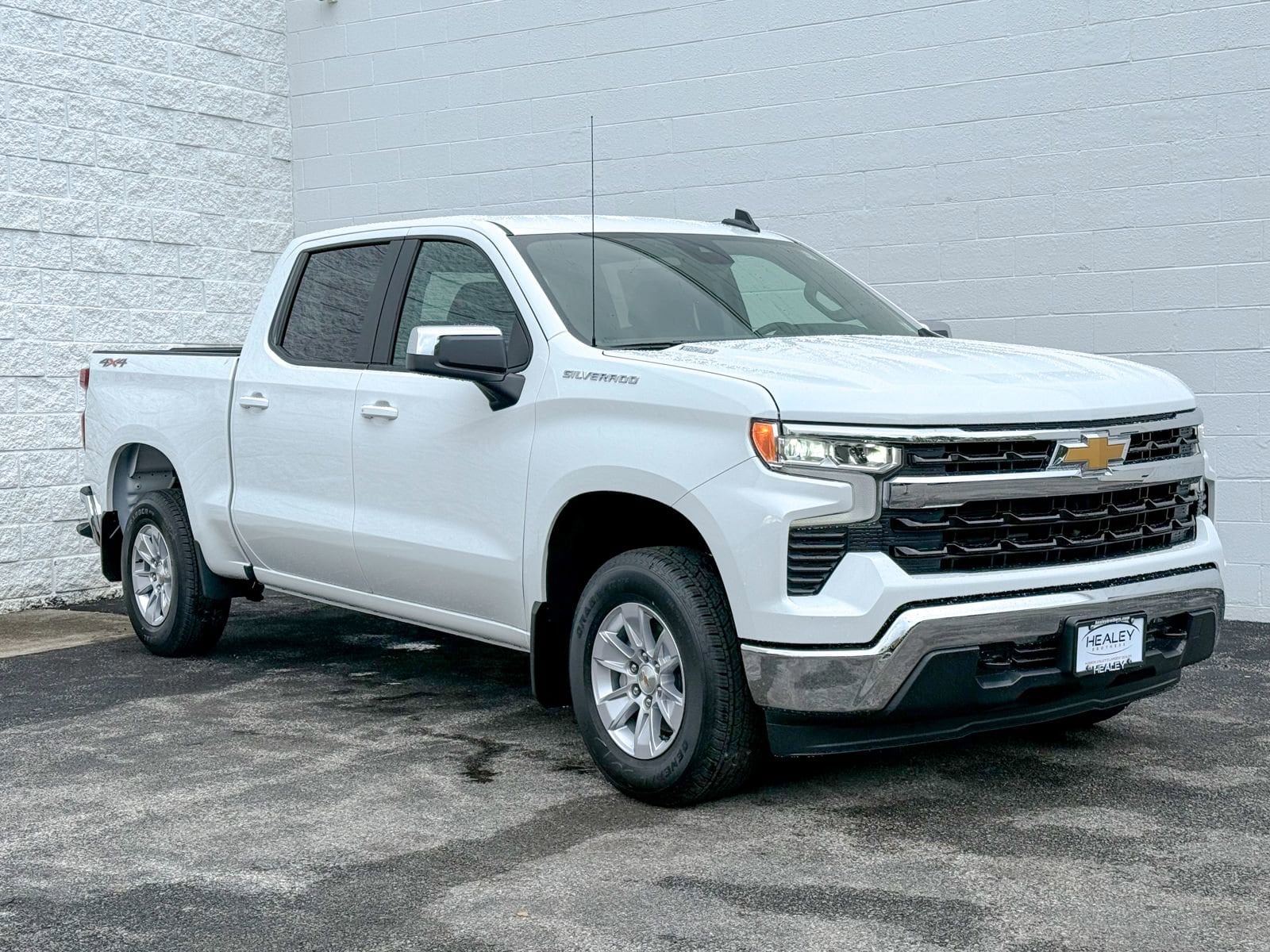 2026 Chevrolet Silverado 1500 LT's photo