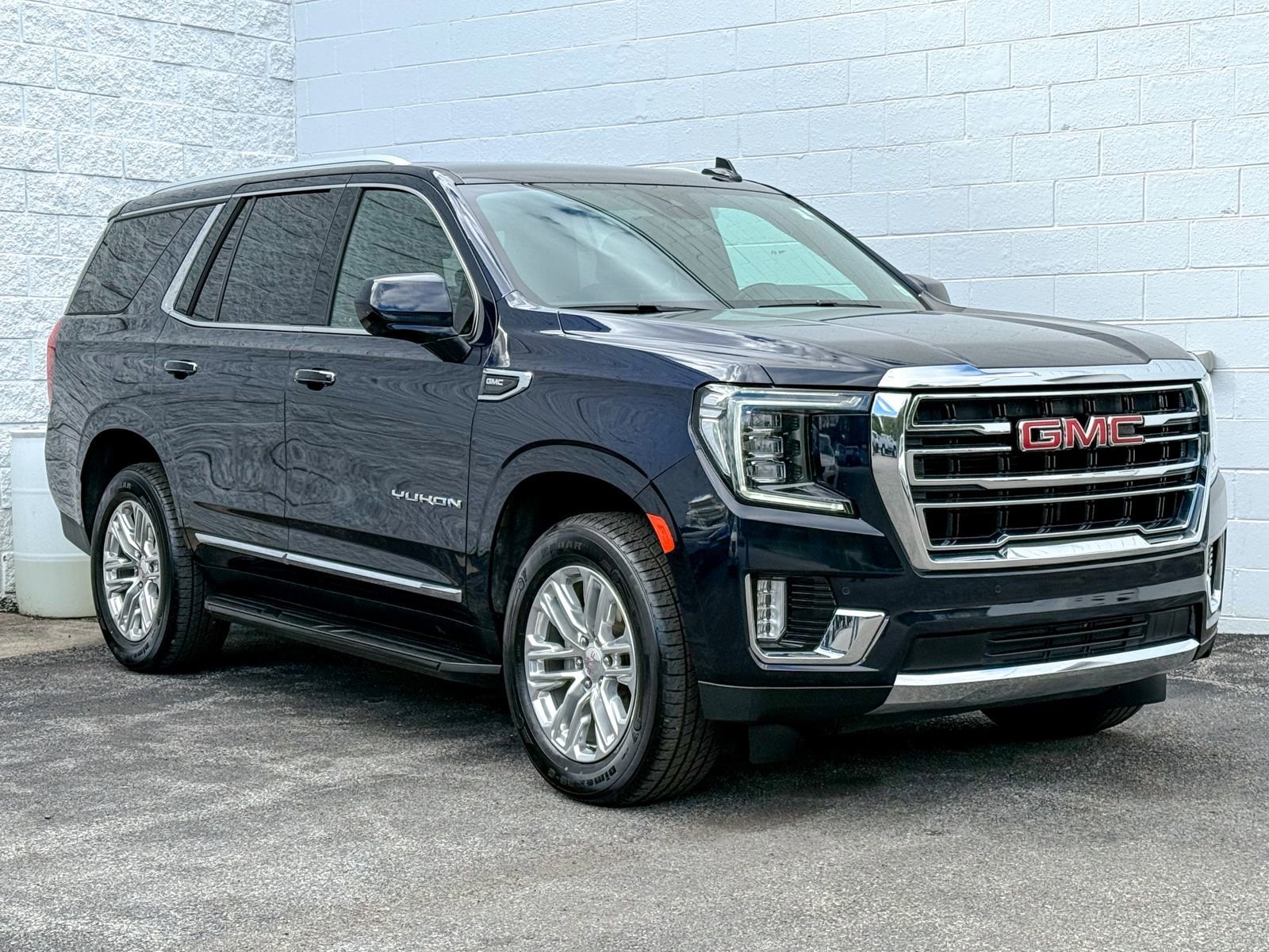 2024 GMC Yukon 4WD SLT's photo