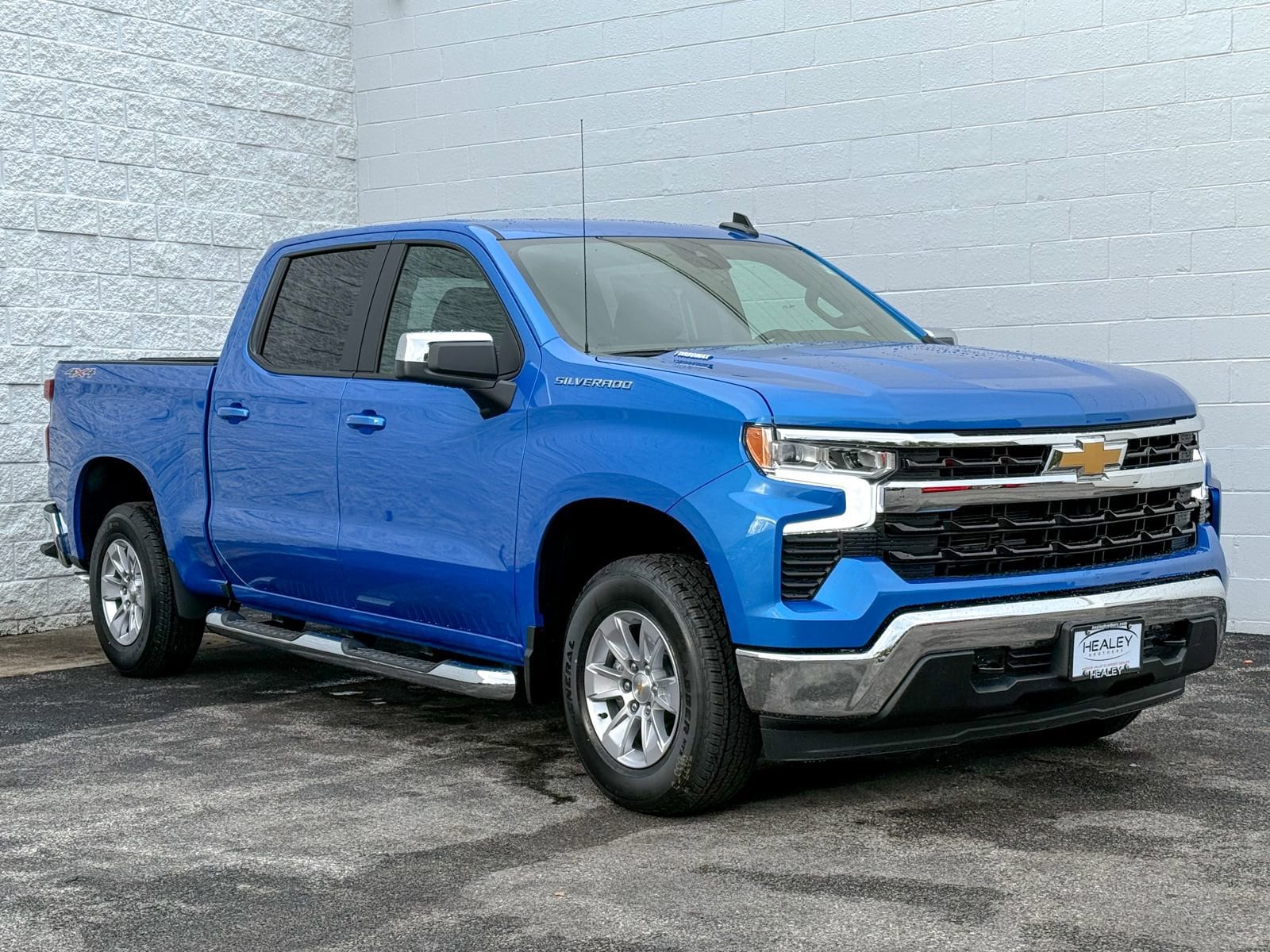 2026 Chevrolet Silverado 1500 LT's photo