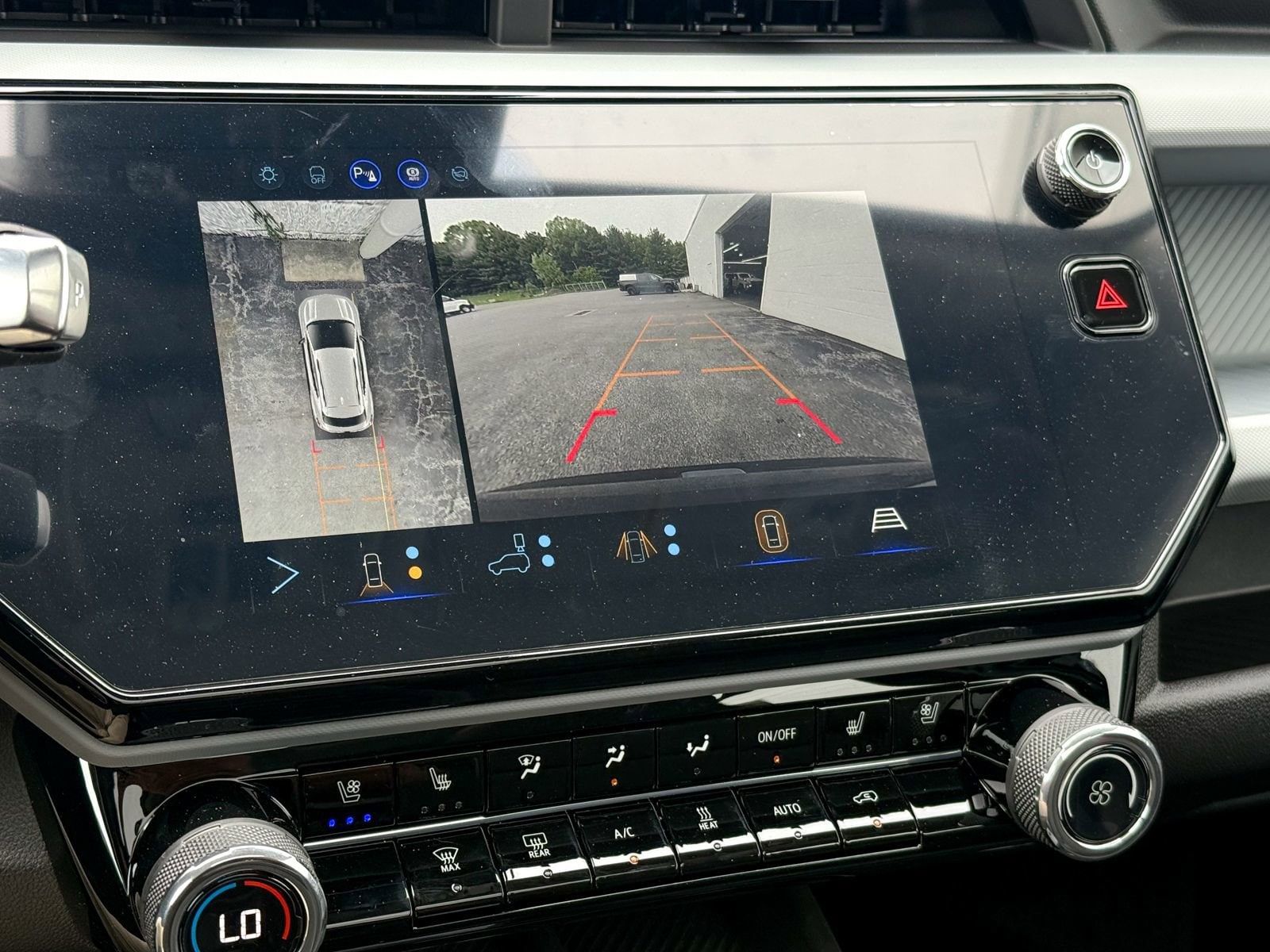 2027 Chevrolet Bolt RS - Photo 22