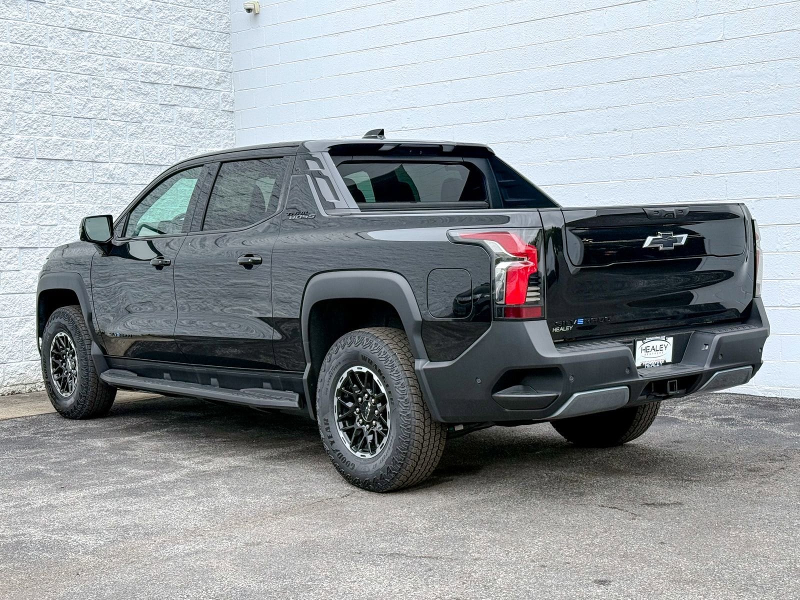 2026 Chevrolet Silverado EV Trail Boss - Photo 7
