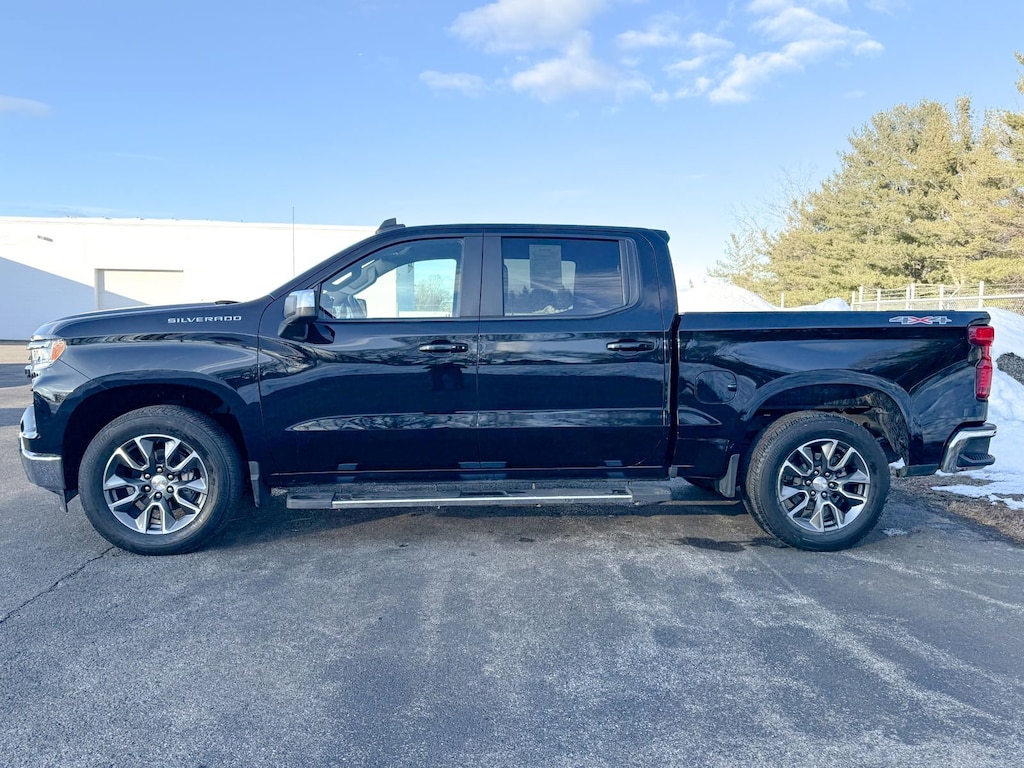 Used 2024 Chevrolet Silverado 1500 LT (2FL) Truck