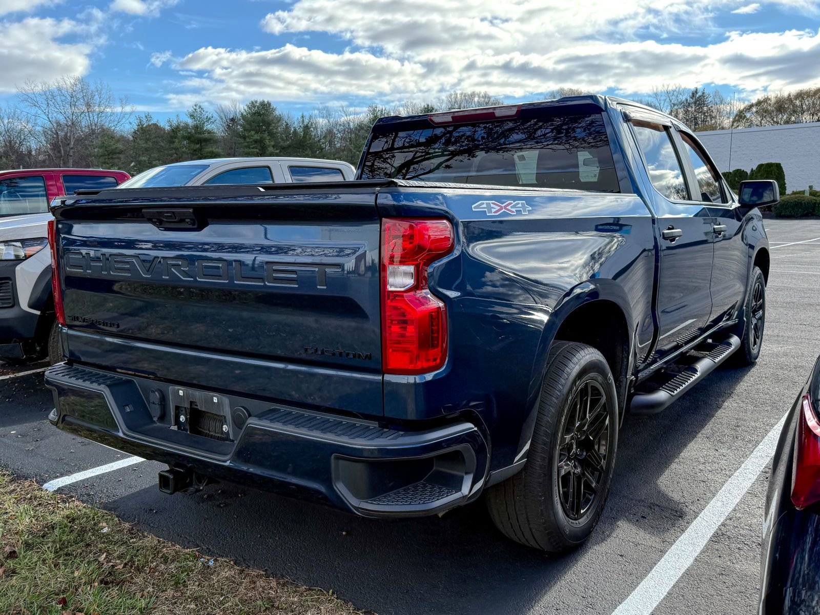 2023 Chevrolet Silverado 1500 Custom photo 4