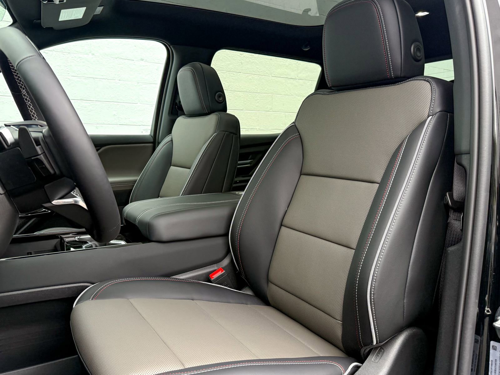 2026 Chevrolet Silverado EV Trail Boss - Photo 16