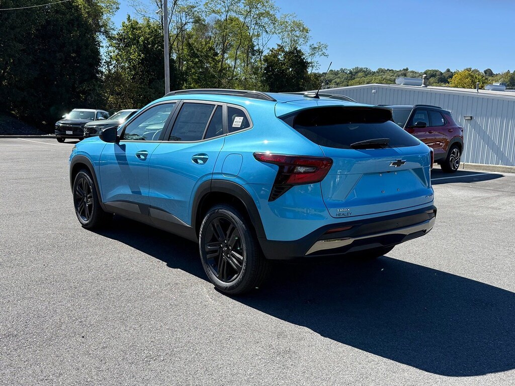 New 2025 Chevrolet Trax Activ SUV