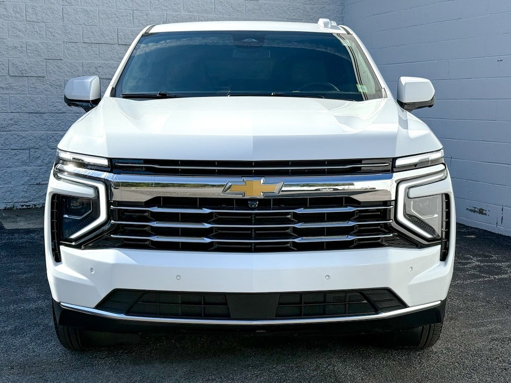 Used 2025 Chevrolet Suburban LT SUV