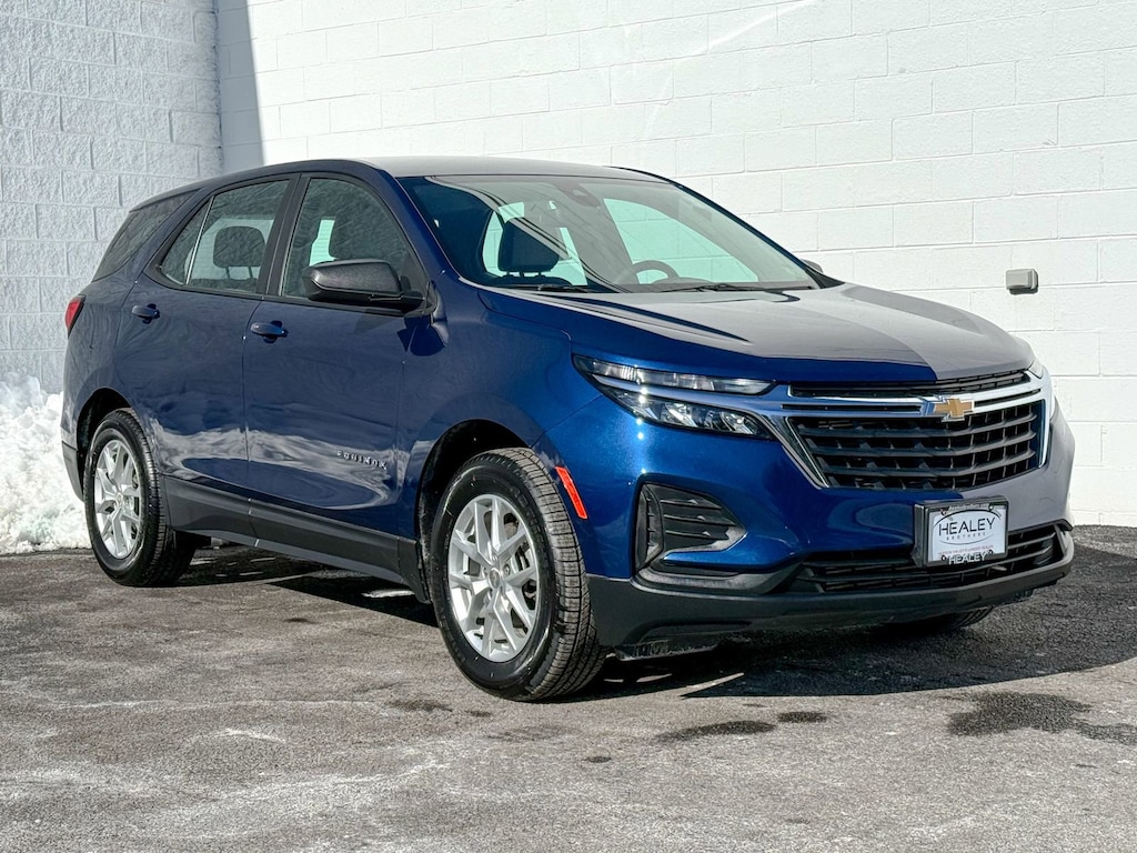 Used 2022 Chevrolet Equinox LS SUV