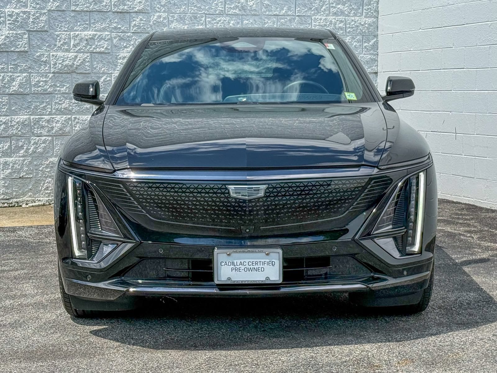 Used 2024 Cadillac LYRIQ Sport 1 with VIN 1GYKPTRLXRZ142135 for sale in Poughkeepsie, NY