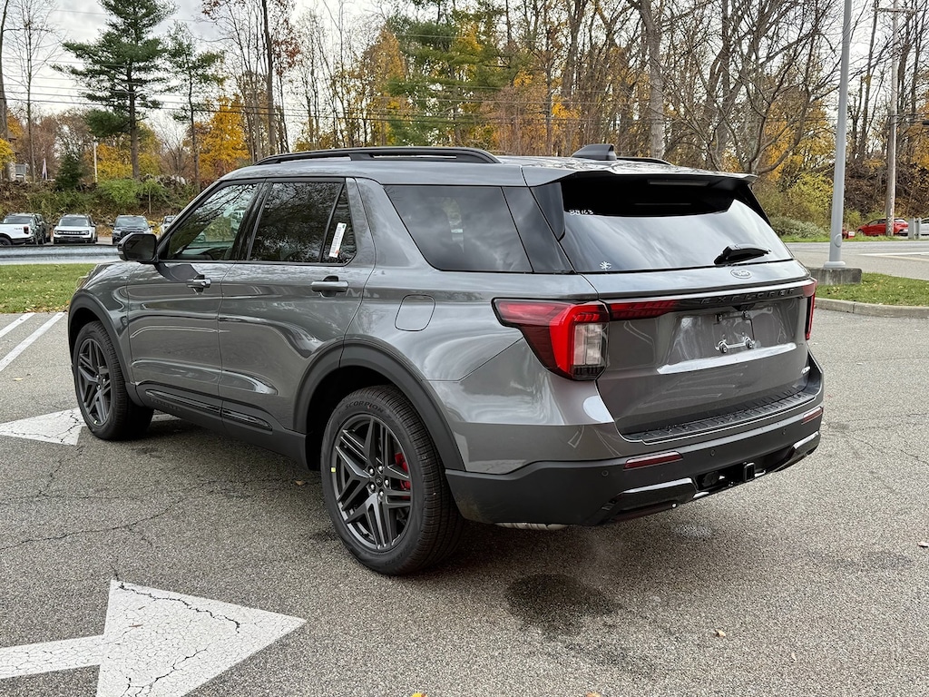 New 2026 Ford Explorer ST-Line SUV