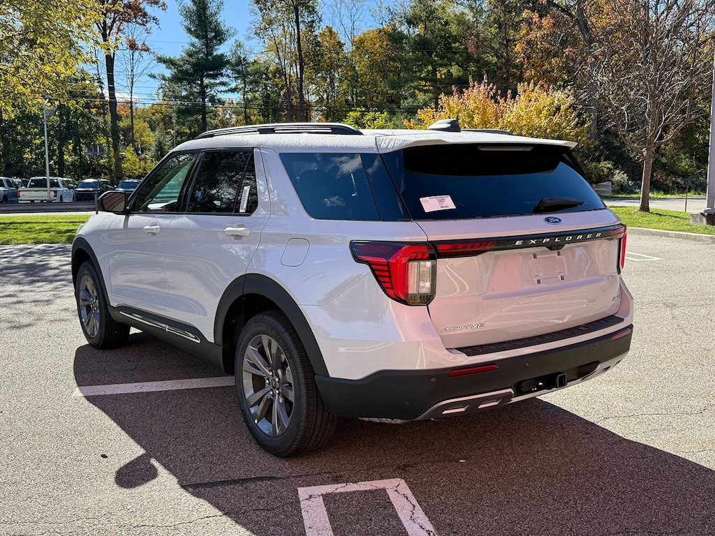 New 2025 Ford Explorer Active SUV