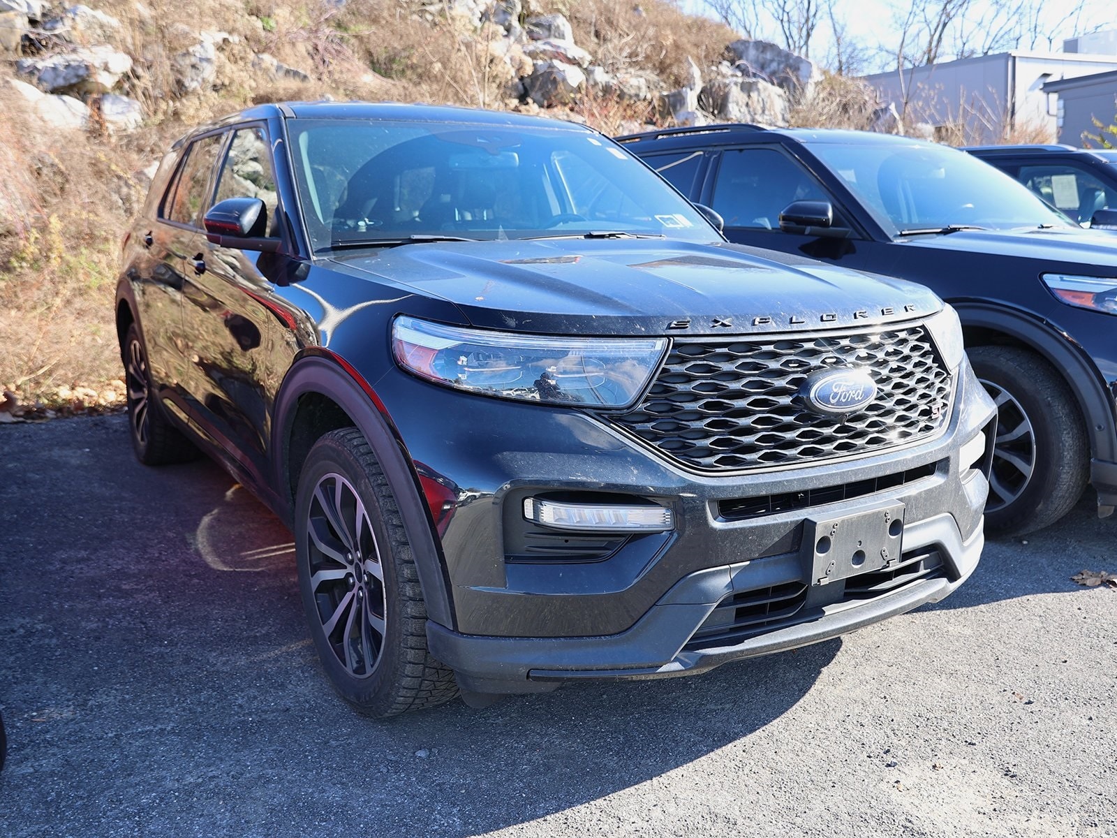 2022 Ford Explorer ST's photo