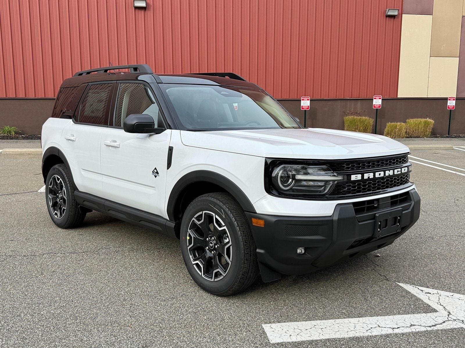 2025 Ford Bronco Sport Outer Banks's photo
