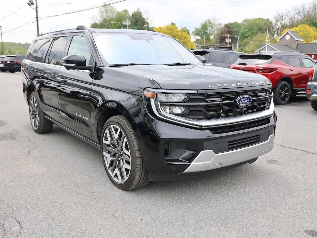 Certified 2025 Ford Expedition Max Platinum SUV