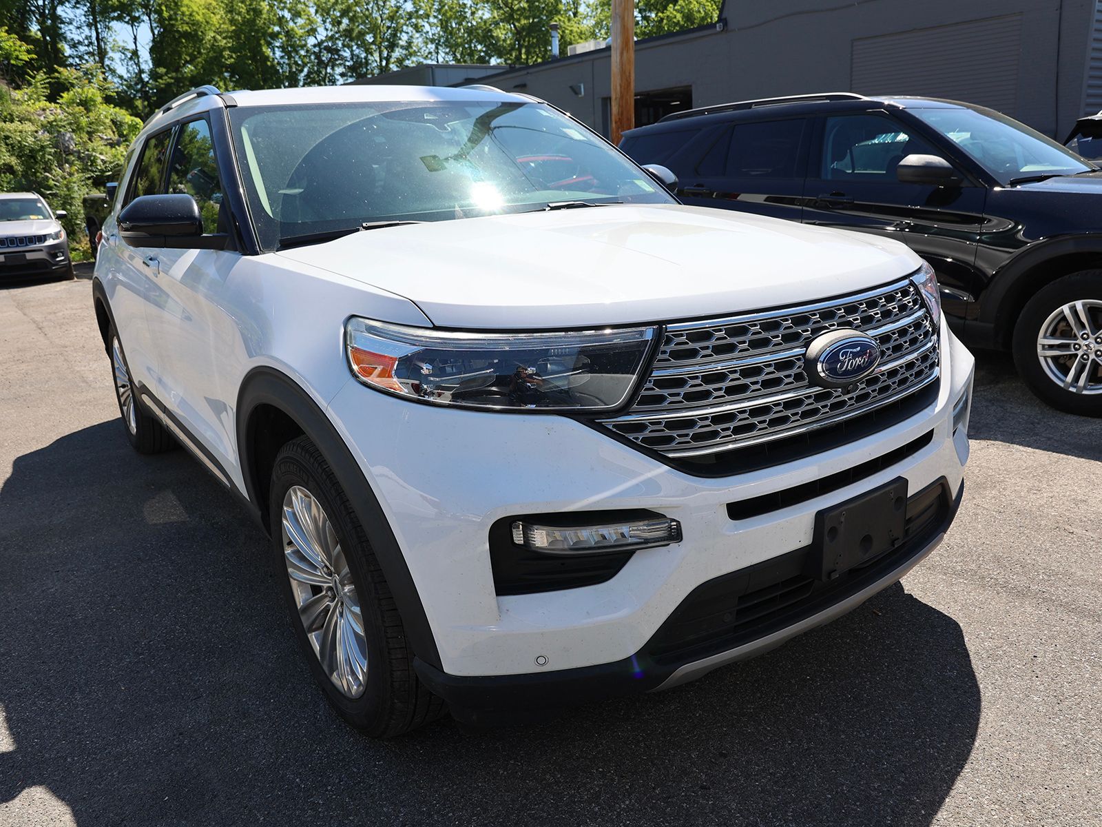 2021 Ford Explorer Limited 4WD's photo