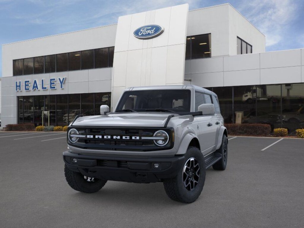 New 2026 Ford Bronco Outer Banks SUV