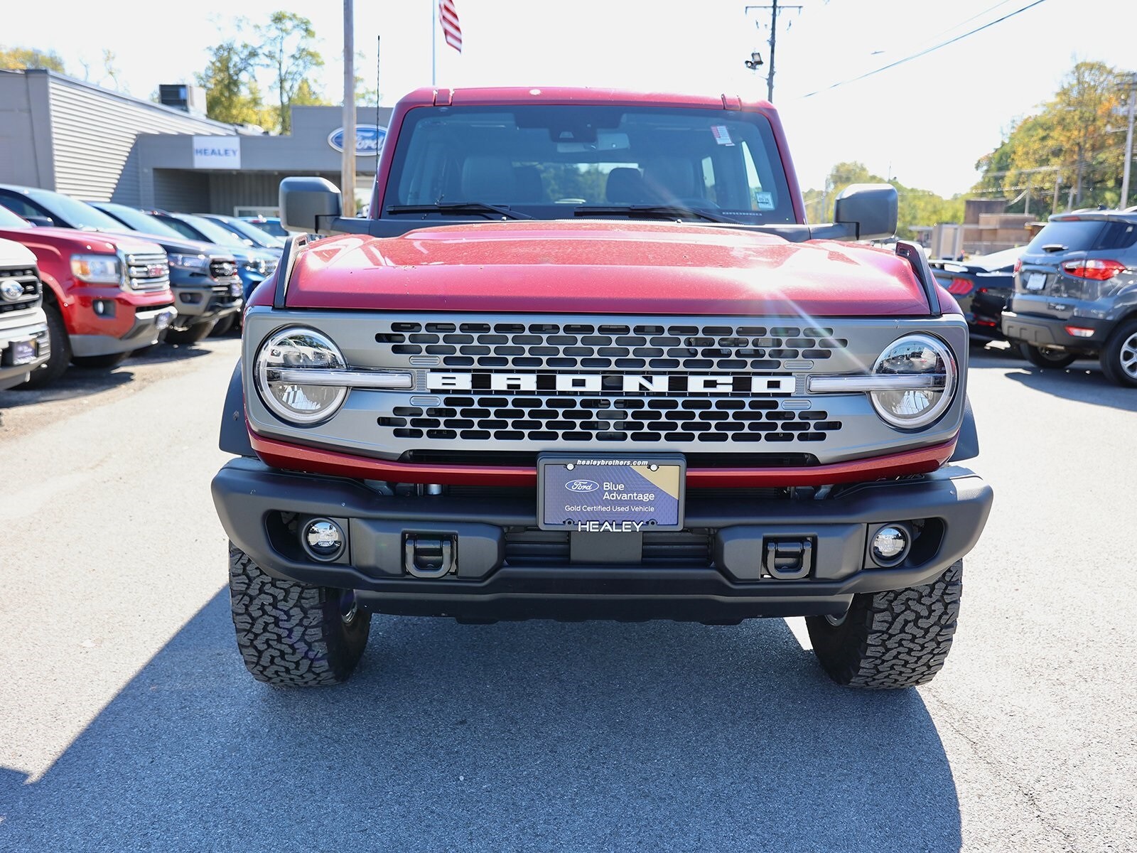 2025 Ford Bronco Badlands photo 2