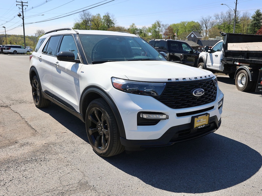 Certified 2023 Ford Explorer ST-Line SUV