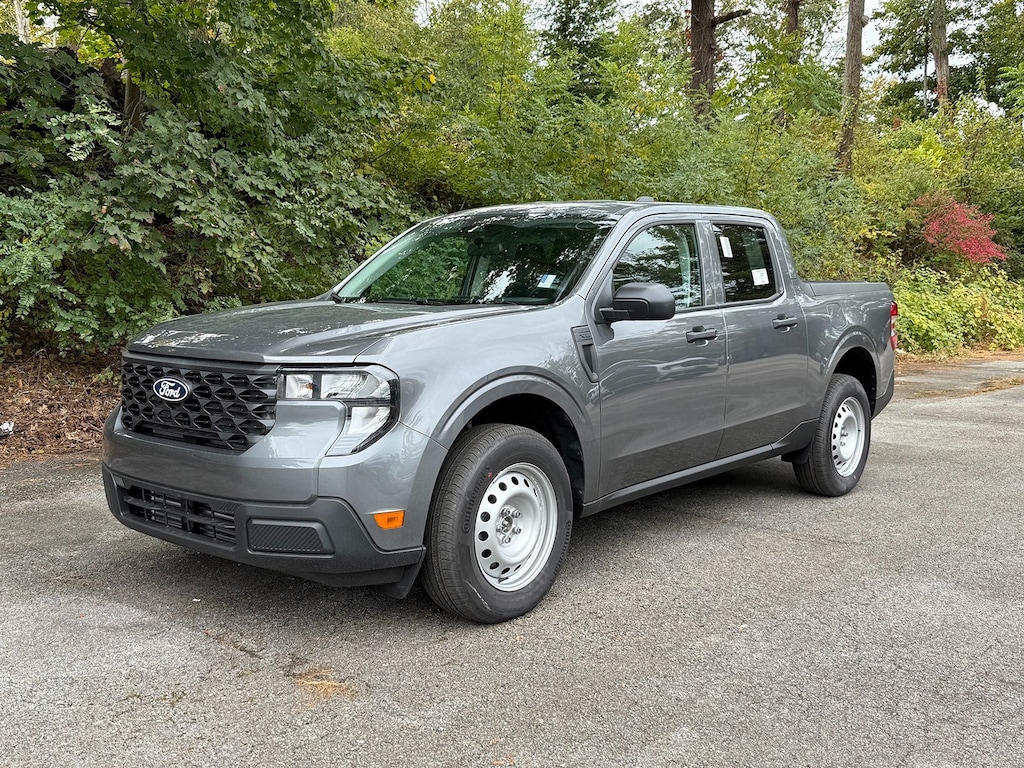 New 2025 Ford Maverick XL Truck SuperCrew