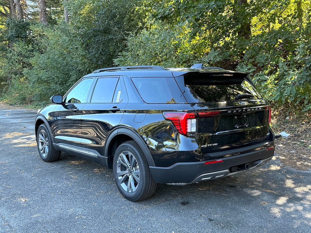 New 2025 Ford Explorer Active SUV