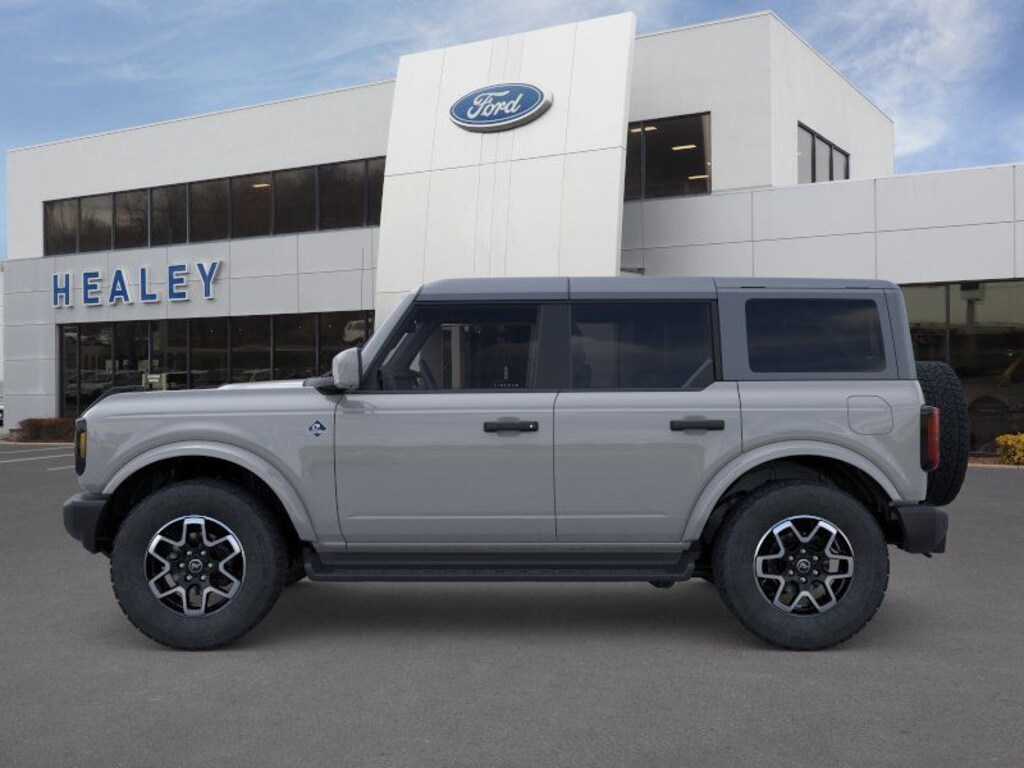 New 2026 Ford Bronco Outer Banks SUV