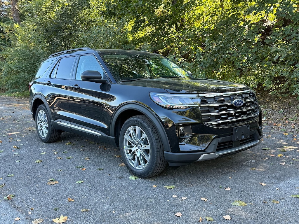 New 2025 Ford Explorer Active SUV