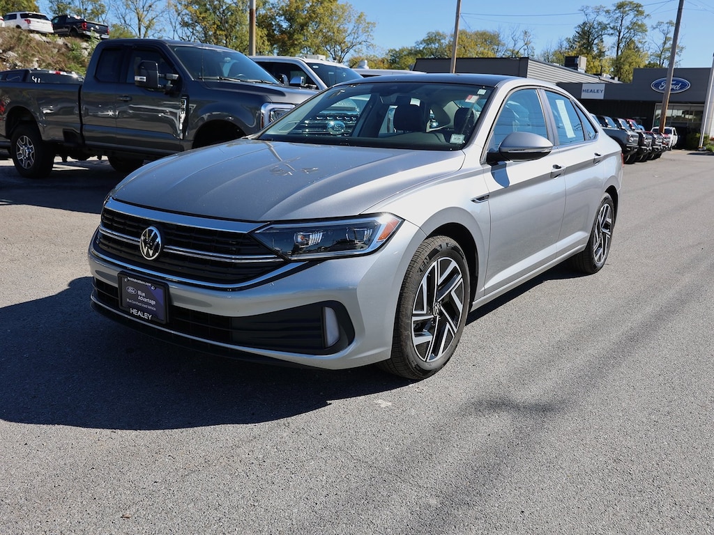 Certified 2024 Volkswagen Jetta 1.5T SEL Sedan