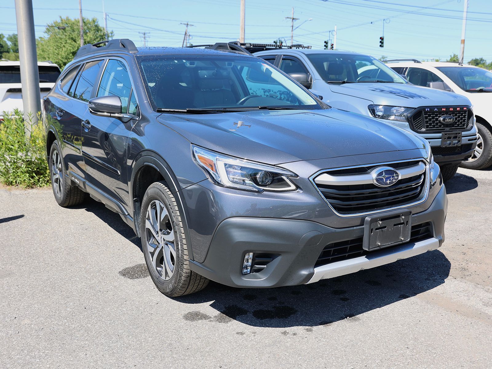 2022 Subaru Outback Limited's photo