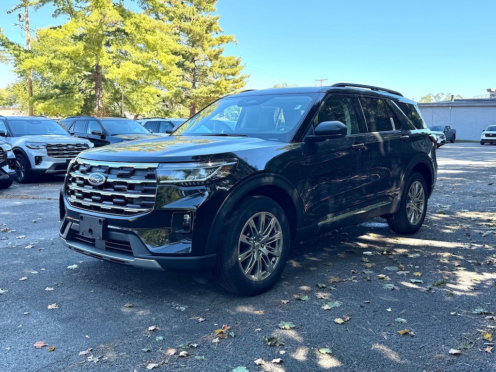 New 2025 Ford Explorer Active SUV