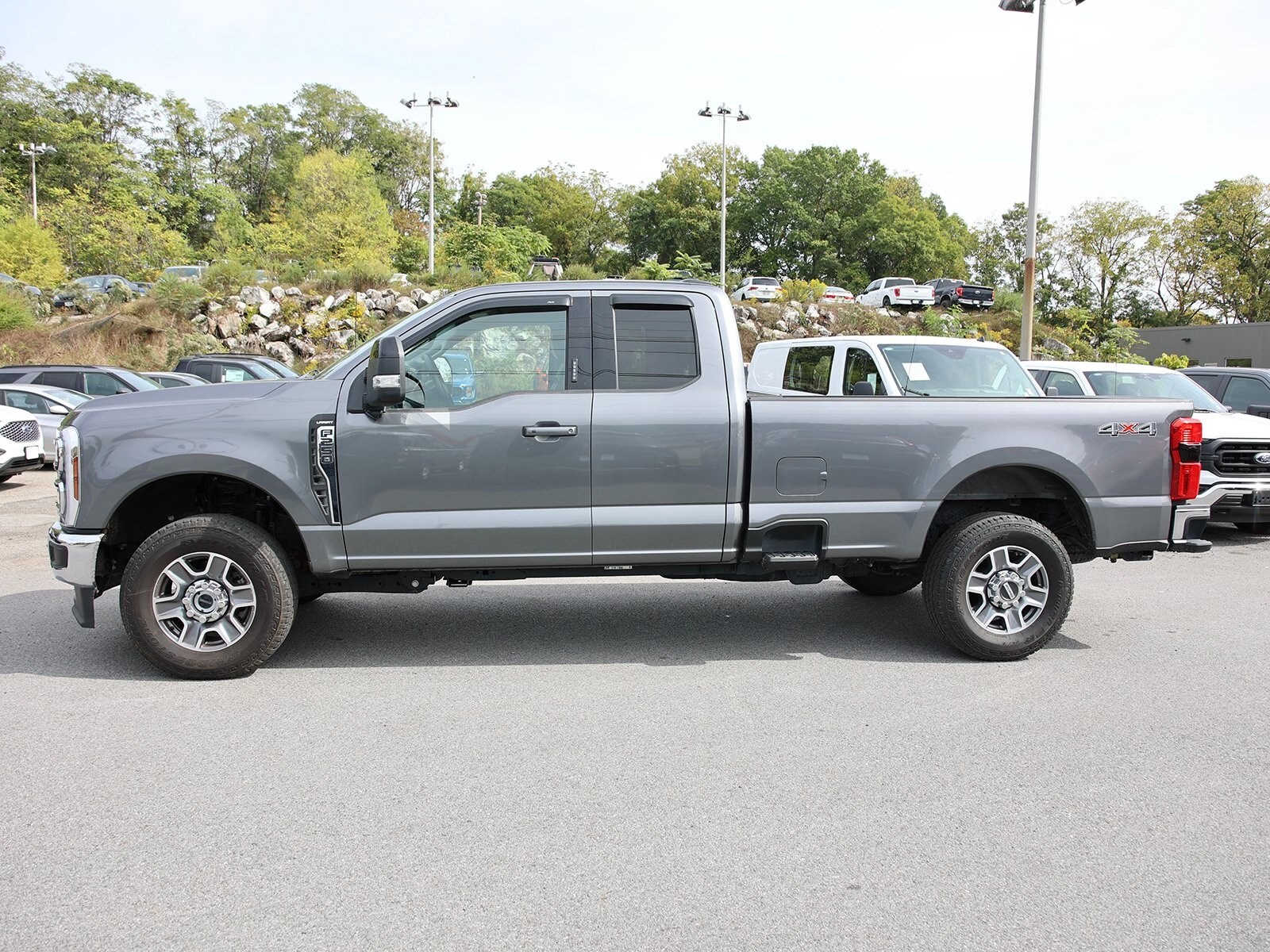 2024 Ford F-250 Lariat photo 4