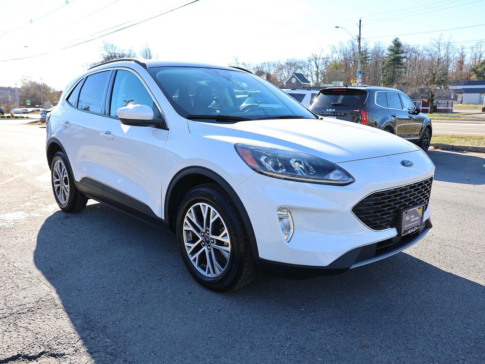 2022 Ford Escape SEL's photo