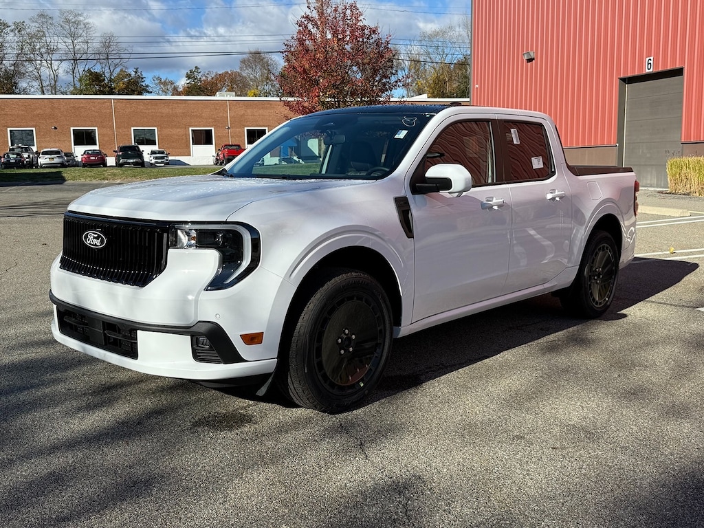 New 2025 Ford Maverick Lobo High Truck SuperCrew